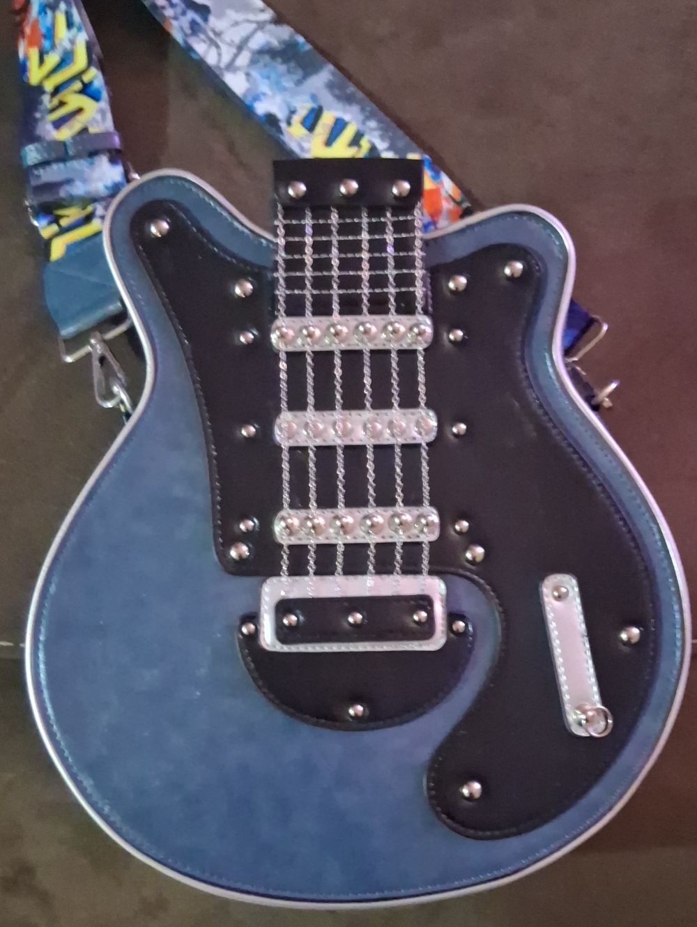 Blue Guitar-Shaped Crossbody Phone Bag - Unbranded